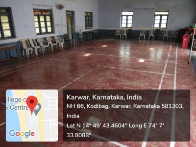 INDOOR SHUTTLE BADMINTON